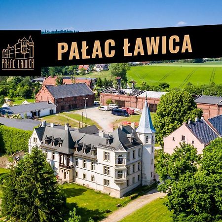 Palac Lawica- Splywy Przelomem Bardzkim كوادسكوم المظهر الخارجي الصورة